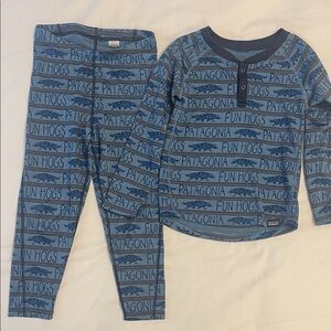 Patagonia long underwear base layer set 4T
